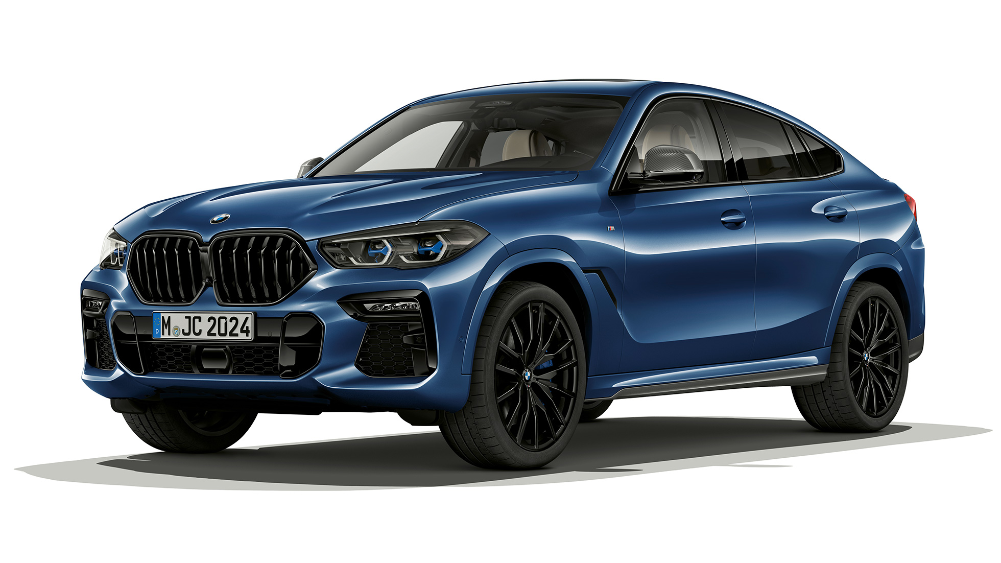 BMW X6 with M Sport package in three-quarter front perspective.